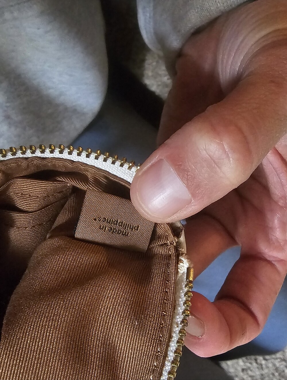Coach Cream Signature Canvas Wristlet - Picture 5 of 7